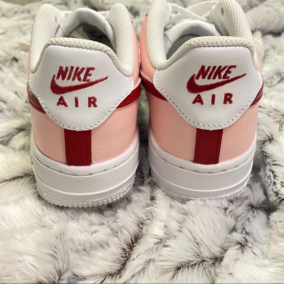 Custom Valentine’s Air Force 1 red pink - Picture 4 of 7